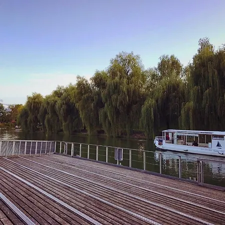 Riverside * Ljubljana