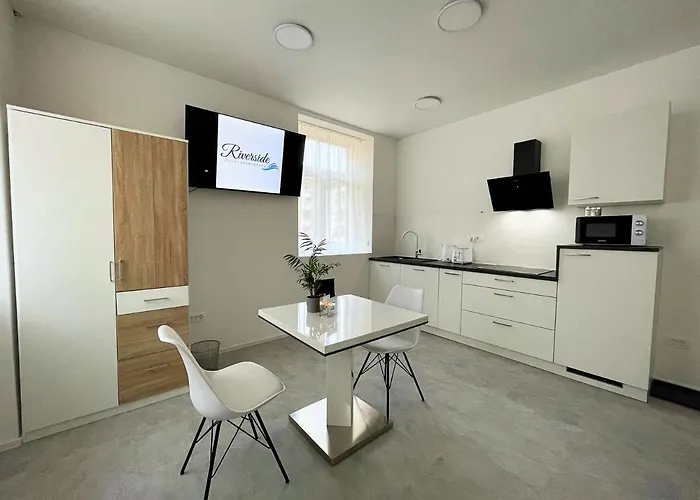 Riverside * Ljubljana